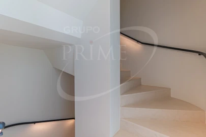 Apartamento T4 para Venda em Aldoar, Foz do Douro e Nevogilde