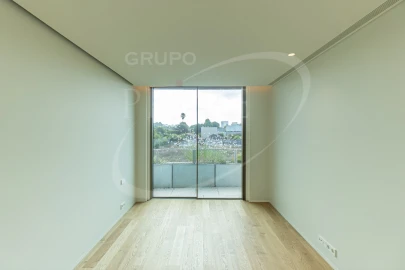 Apartamento T4 para Venda em Aldoar, Foz do Douro e Nevogilde