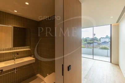 Apartamento T4 para Venda em Aldoar, Foz do Douro e Nevogilde