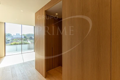 Apartamento T4 para Venda em Aldoar, Foz do Douro e Nevogilde