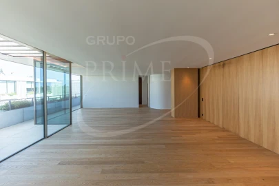 Apartamento T4 para Venda em Aldoar, Foz do Douro e Nevogilde
