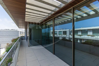 Apartamento T4 para Venda em Aldoar, Foz do Douro e Nevogilde