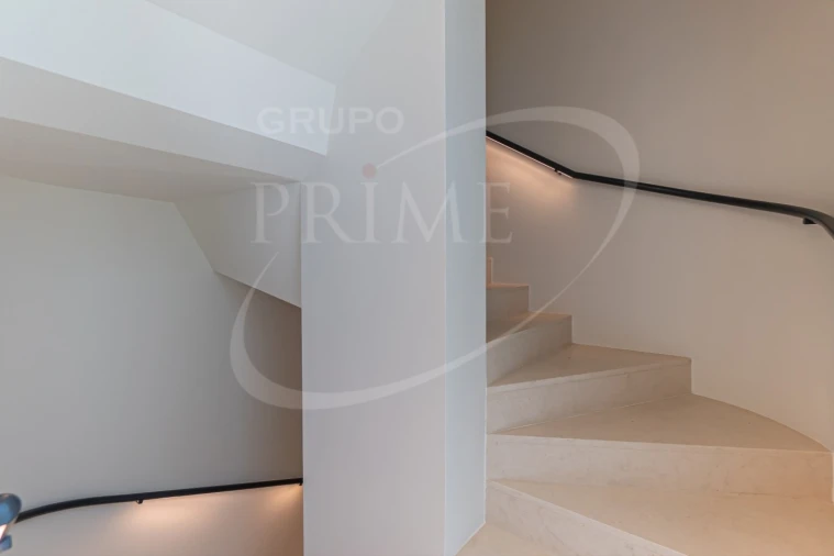 Apartamento T4 para Venda em Aldoar, Foz do Douro e Nevogilde Foto 40
