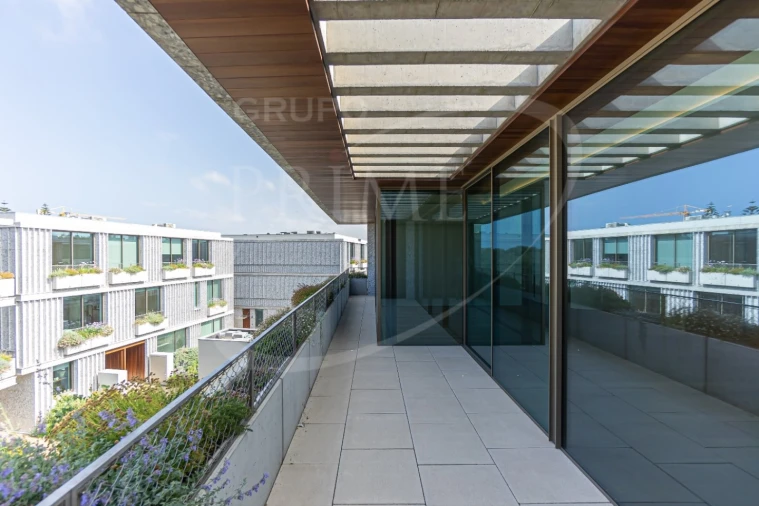 Apartamento T4 para Venda em Aldoar, Foz do Douro e Nevogilde Foto 2