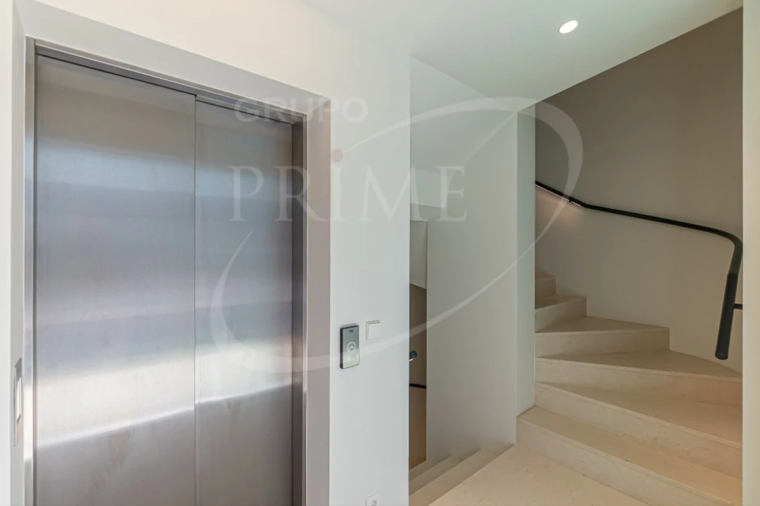 Apartamento T4 para Venda em Aldoar, Foz do Douro e Nevogilde Foto 41
