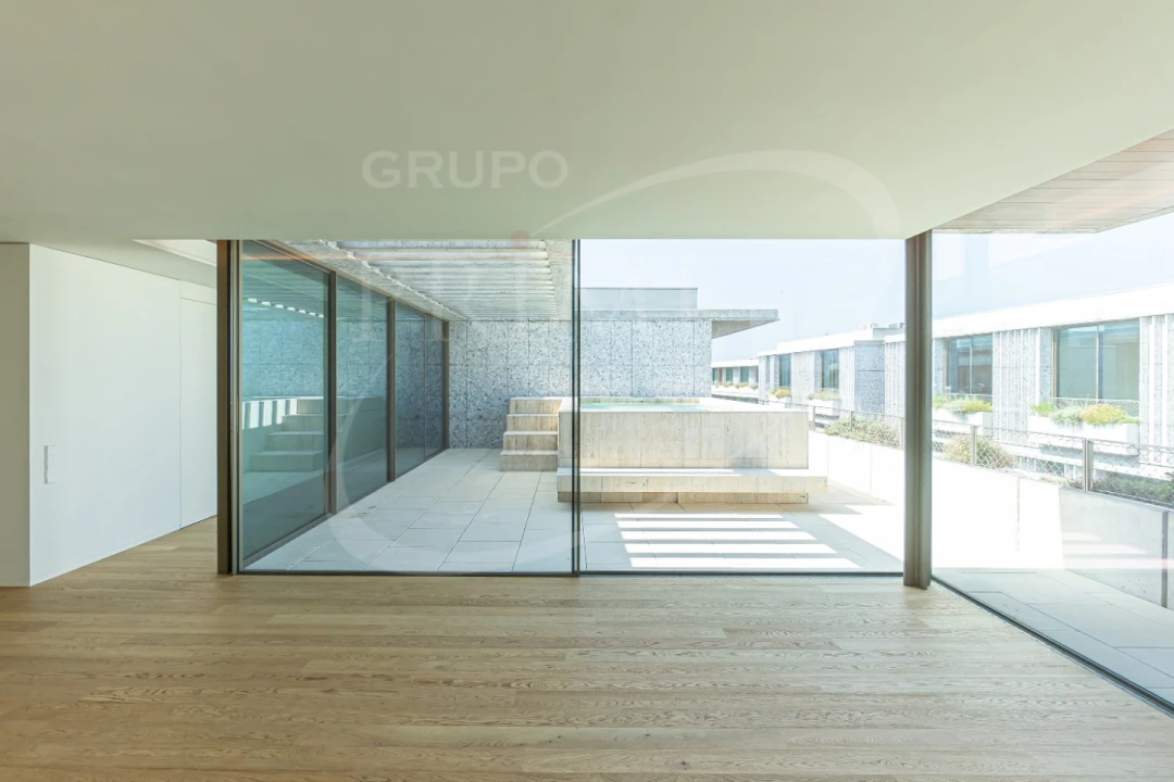 Apartamento T4 para Venda em Aldoar, Foz do Douro e Nevogilde Foto 14