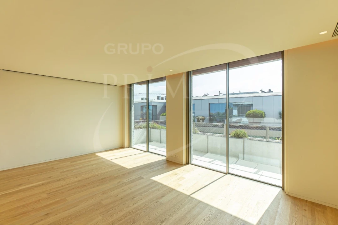 Apartamento T4 para Venda em Aldoar, Foz do Douro e Nevogilde Foto 23