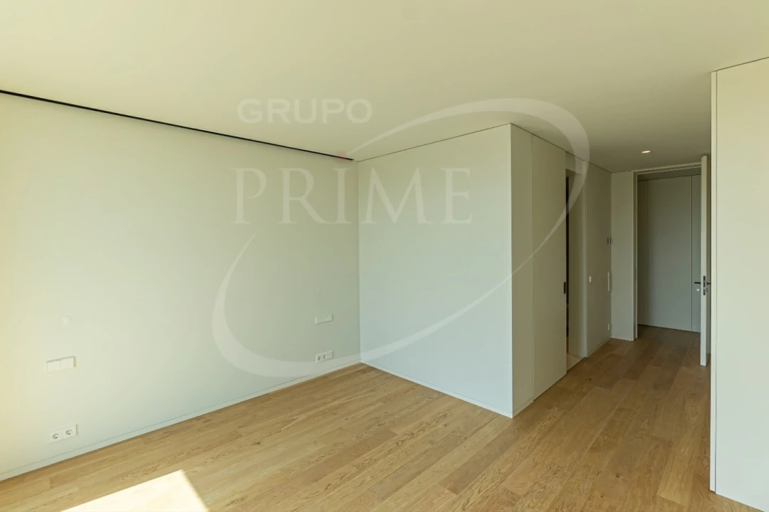 Apartamento T4 para Venda em Aldoar, Foz do Douro e Nevogilde Foto 32