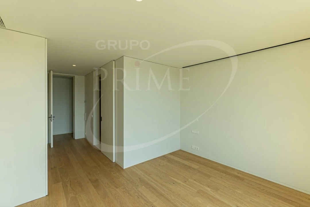 Apartamento T4 para Venda em Aldoar, Foz do Douro e Nevogilde Foto 36