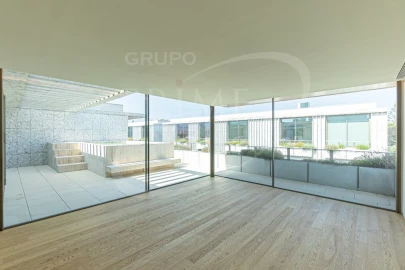 Apartamento T4 para Venda em Aldoar, Foz do Douro e Nevogilde