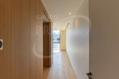 Apartamento T4 para Venda em Aldoar, Foz do Douro e Nevogilde