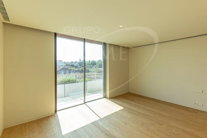 Apartamento T4 para Venda em Aldoar, Foz do Douro e Nevogilde