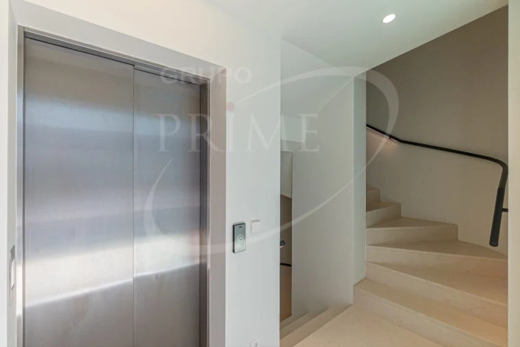 Apartamento T4 para Venda em Aldoar, Foz do Douro e Nevogilde Foto 41