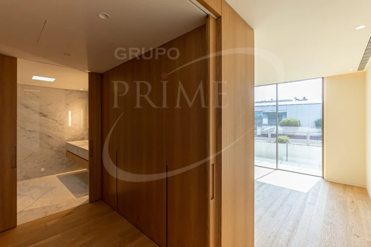 Apartamento T4 para Venda em Aldoar, Foz do Douro e Nevogilde Foto 22