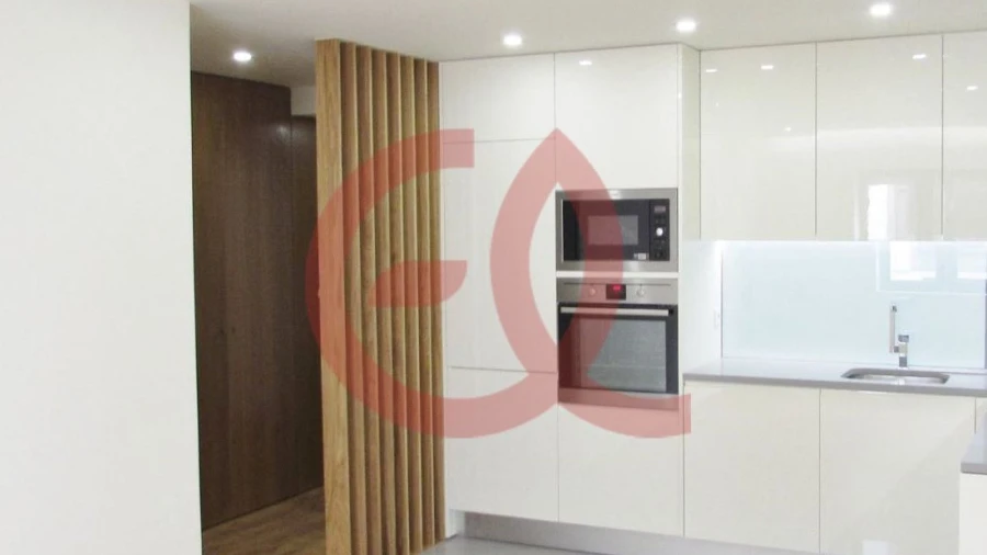 Apartamento T2 para Arrendamento em Santa Maria Maior e Monserrate e Meadela
