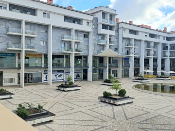 Loja para Venda em Marrazes e Barosa