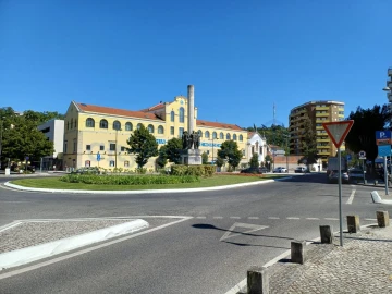 Loja para Venda em Leiria, Pousos, Barreira e Cortes