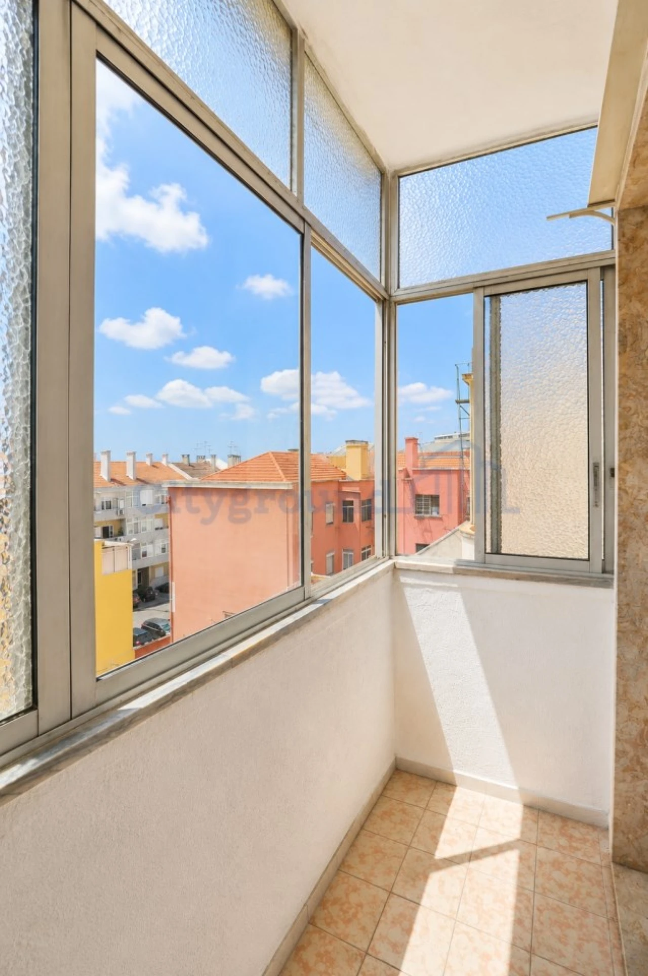 Apartamento T2 para Venda em Ajuda Foto 14