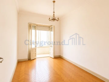Apartamento T2 para Venda em Ajuda