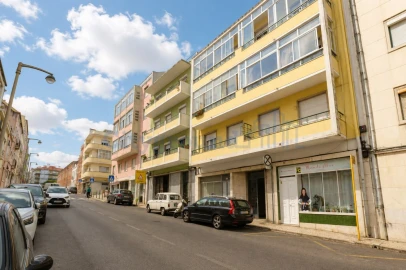 Apartamento T2 para Venda em Ajuda