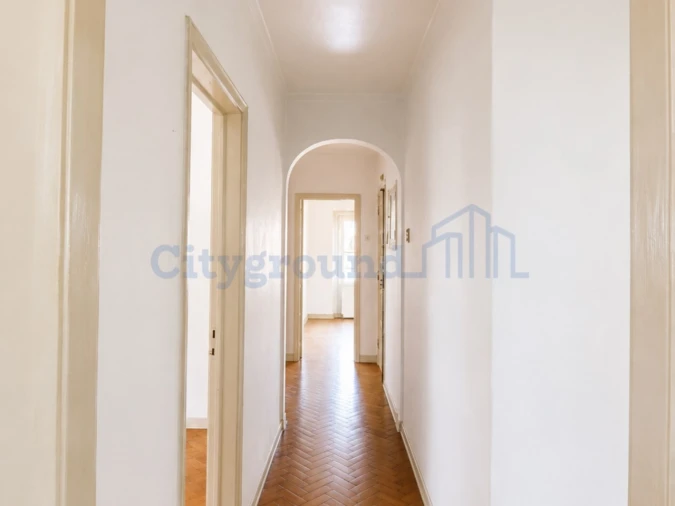Apartamento T2 para Venda em Ajuda Foto 10