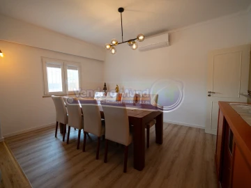 Moradia T6 para Venda em Benavente