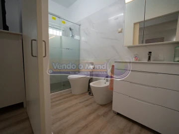 Moradia T6 para Venda em Benavente