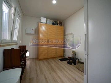 Moradia T6 para Venda em Benavente