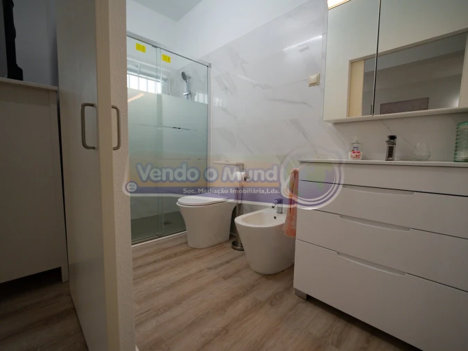 Moradia T6 para Venda em Benavente Foto 16