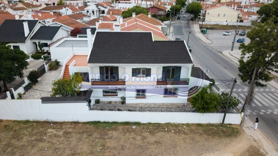 Moradia T6 para Venda em Benavente