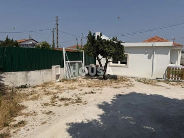 Moradia T4 para Venda em Marrazes e Barosa