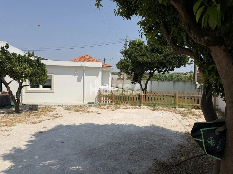 Moradia T4 para Venda em Marrazes e Barosa Foto 6