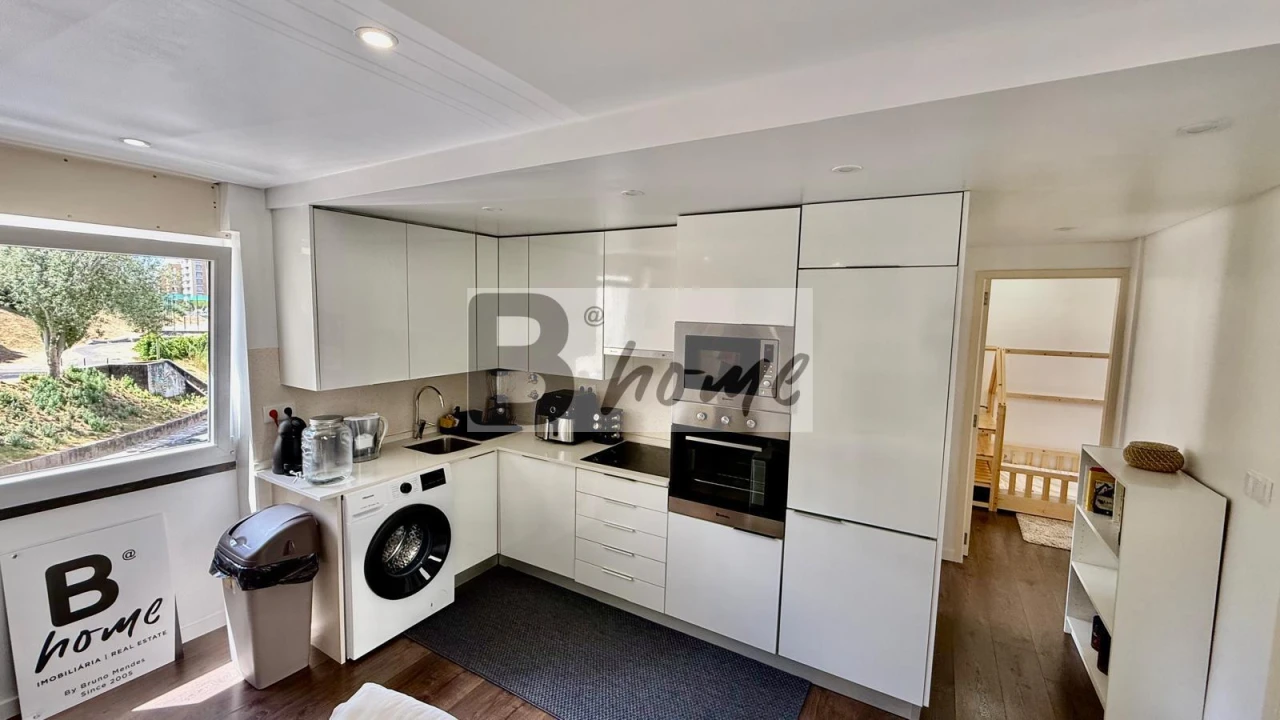 Apartamento T2 para Venda em Lumiar Foto 4