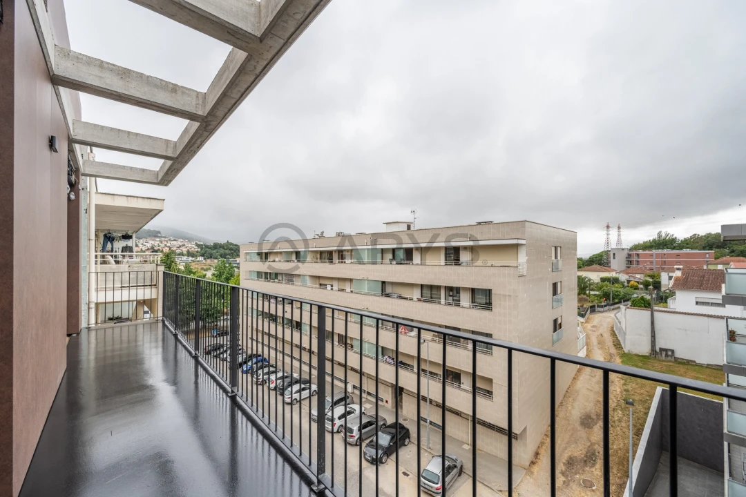 Apartamento T2 para Venda em Gualtar Foto 6