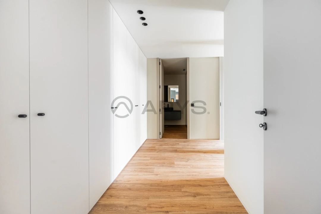 Apartamento T2 para Venda em Gualtar Foto 9