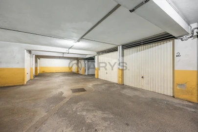 Garagem para Venda em Nogueira, Fraião e Lamaçães