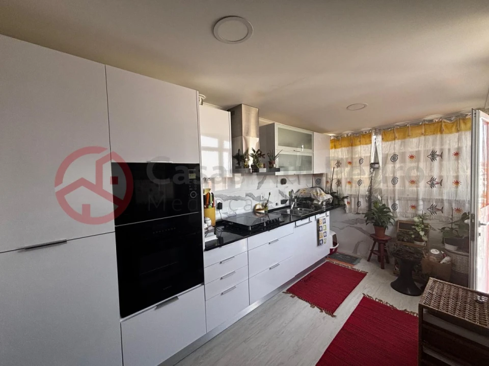 Apartamento T2 para Venda em Laranjeiro e Feijó Foto 3