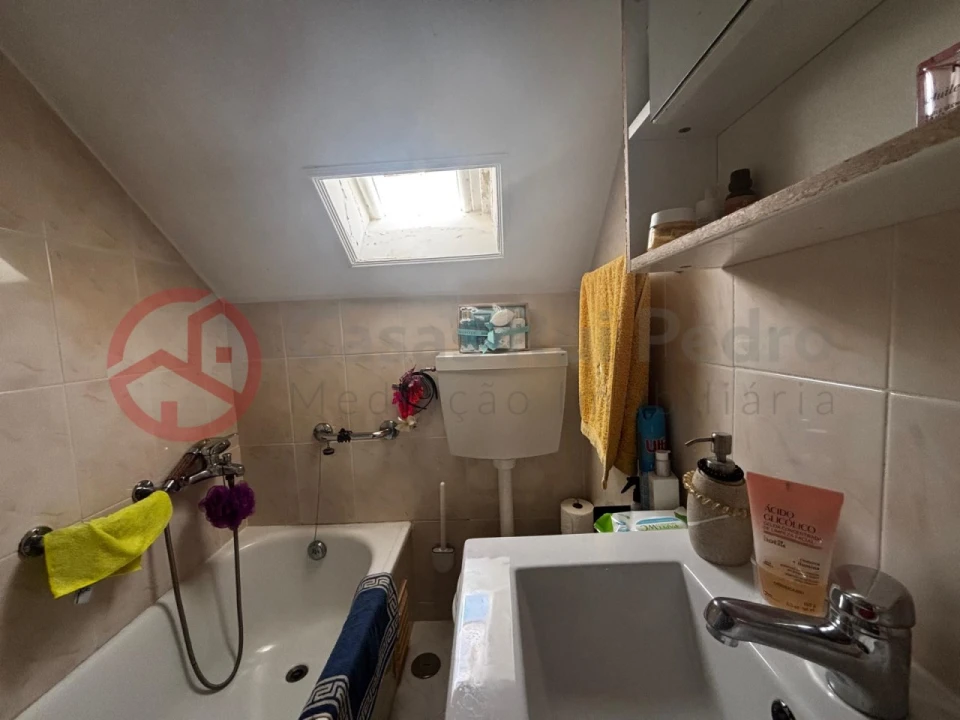 Apartamento T2 para Venda em Laranjeiro e Feijó Foto 20