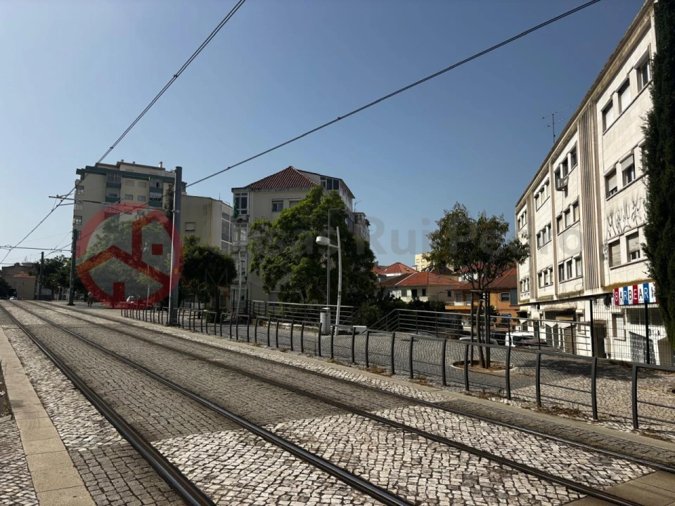 Apartamento T2 para Venda em Laranjeiro e Feijó Foto 21