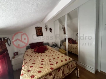 Apartamento T2 para Venda em Laranjeiro e Feijó