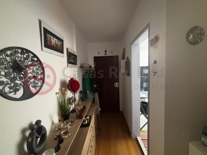 Apartamento T2 para Venda em Laranjeiro e Feijó Foto 8