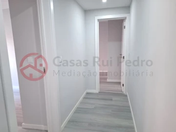 Apartamento T2 para Venda em Corroios