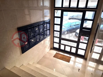 Apartamento T2 para Venda em Corroios