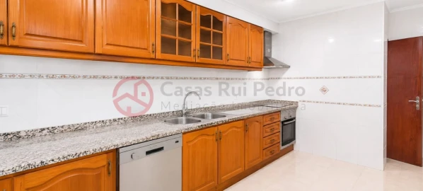Apartamento T2 para Venda em Corroios
