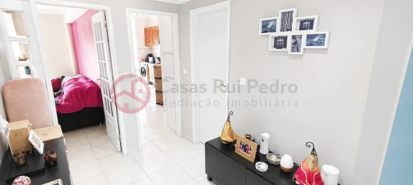 Apartamento T2 para Venda em Corroios