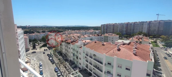 Apartamento T2 para Venda em Corroios
