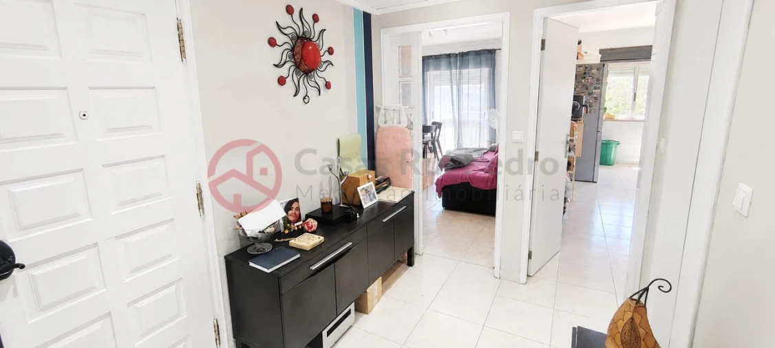 Apartamento T2 para Venda em Corroios Foto 19