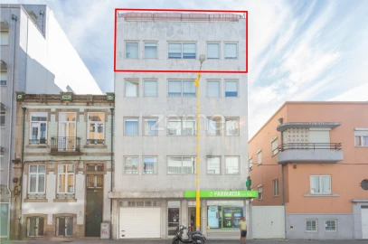 Apartamento T5 para Venda em Cedofeita, Santo Ildefonso, Sé, Miragaia, São Nicolau e Vitória