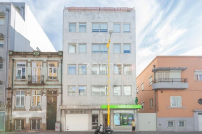 Apartamento T5 para Venda em Cedofeita, Santo Ildefonso, Sé, Miragaia, São Nicolau e Vitória