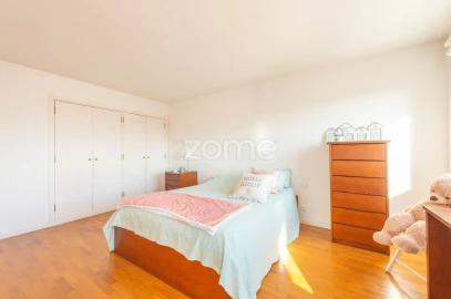 Apartamento T5 para Venda em Cedofeita, Santo Ildefonso, Sé, Miragaia, São Nicolau e Vitória